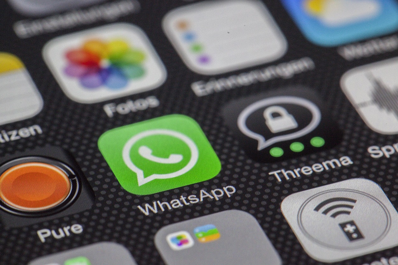 twitter, facebook, together, exchange of information, instagram, whatsapp, privacy policy, mobile, blog, to blog, phone, information, community, networked, networking, global, receive, send, make a phone call, call up, call, social media, web 2 0, encryption, whatsapp, whatsapp, whatsapp, whatsapp, whatsapp